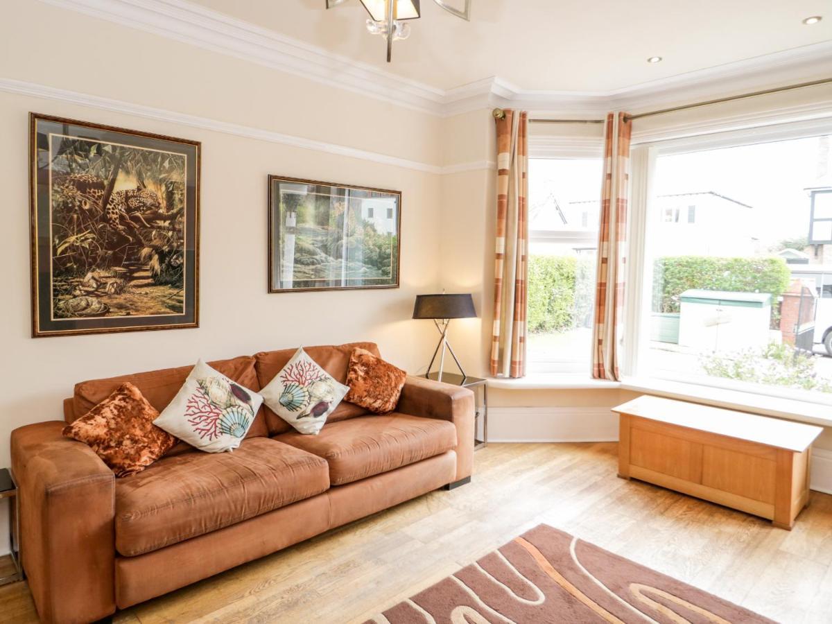 Vila Glendalough Colwyn Bay Exteriér fotografie